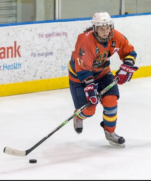 Private Label Ice Hockey Uniform Wearing By Team Player